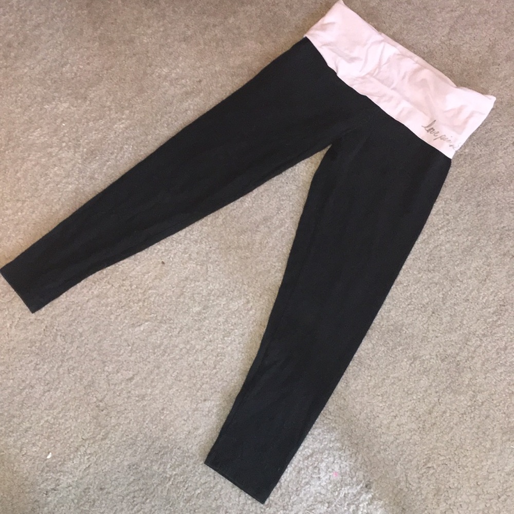 Victoria’s Secret Pink Crop Leggings